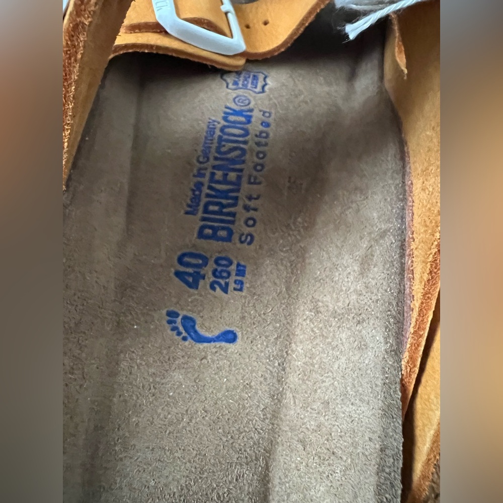 Birkenstock Arizona Soft Footbed Sandals with White Buckles - Narrow Fit - Picture 7 of 13